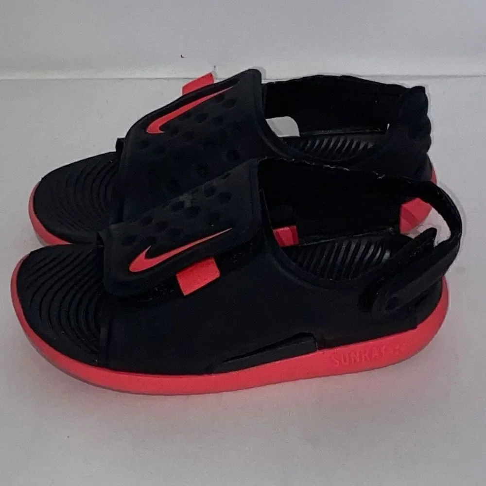 Nike Sunray Girl's Adjustable Back‎ and Mid Strap Black Pink Sandals Size 10